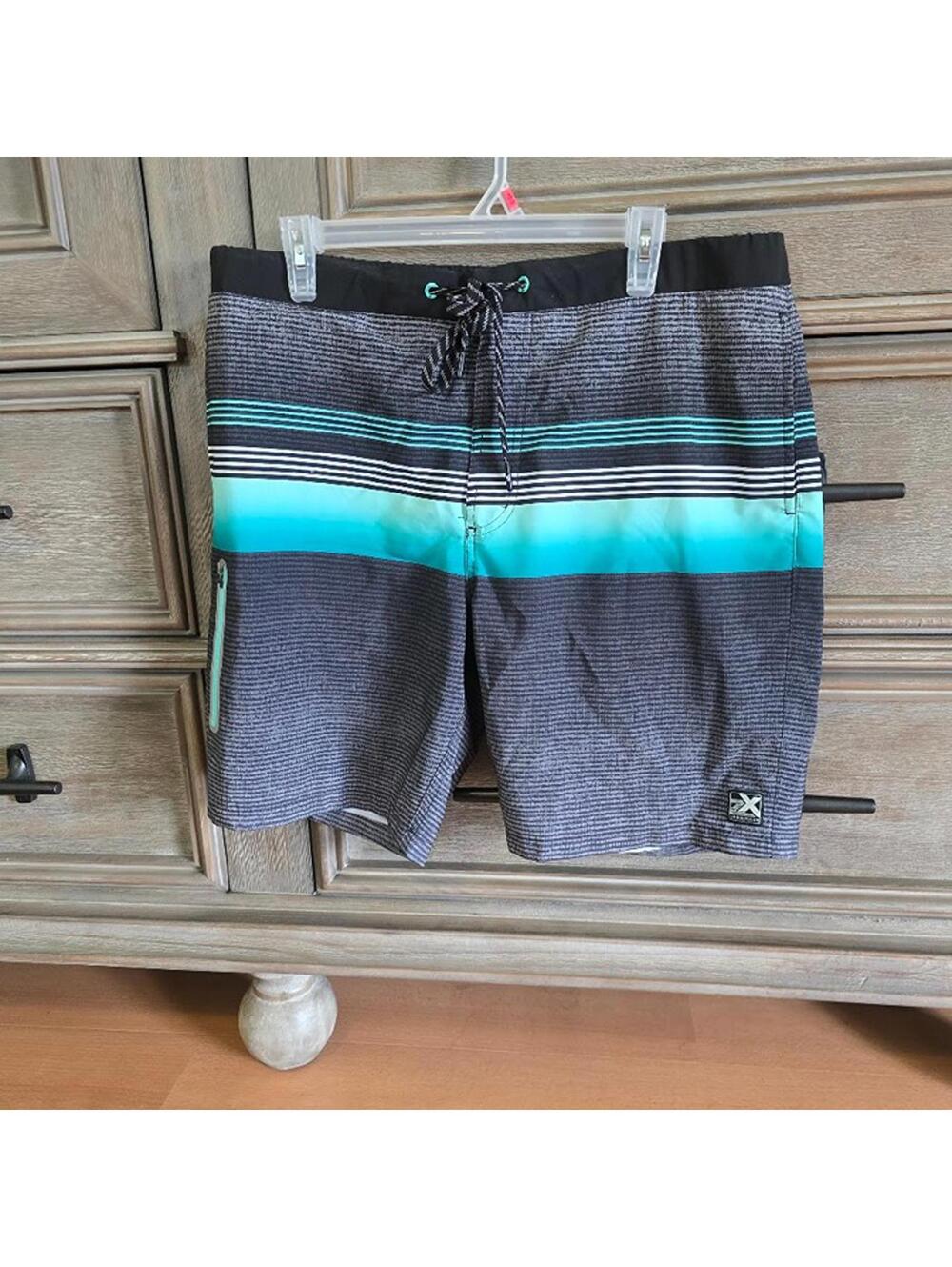 ZeroXposur Gray Icing Swim Shorts – Men’s Large Trunks